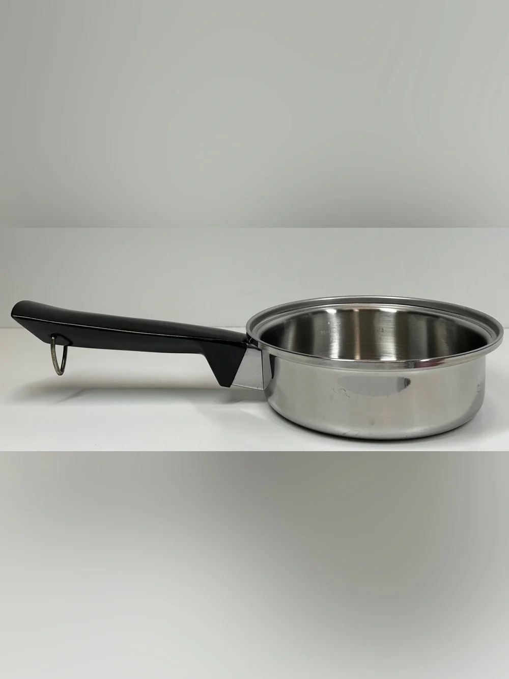 Vintage Duncan Hines Stainless Steel Cookware Pot 6 3/4” 3 Ply 18-8 Regal Ware